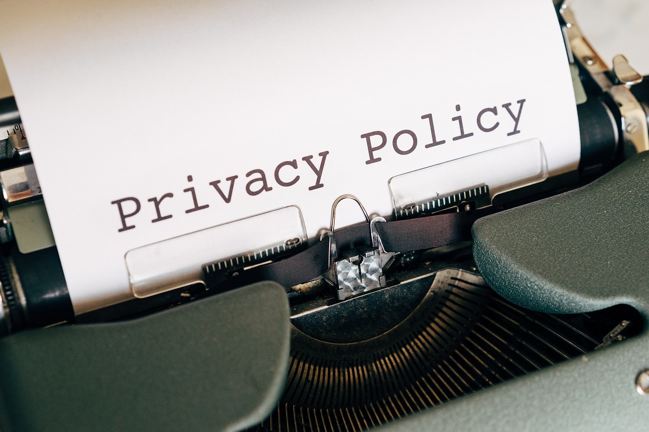 Balancing Personalization and Compliance in Data Privacy